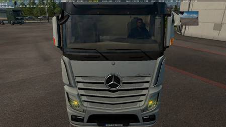 Mercedes MP4 Mirrors with Blinkers для Euro Truck Simulator 2