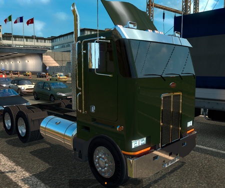 Mod Peterbilt 362 в трафик для Euro Truck Simulator 2